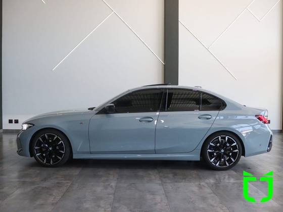 BMW 320i 2.0 16V TURBO FLEX M SPORT AUTOMÁTICO BMW 320i 2.0 16V TURBO FLEX M SPORT AUTOMÁTICO